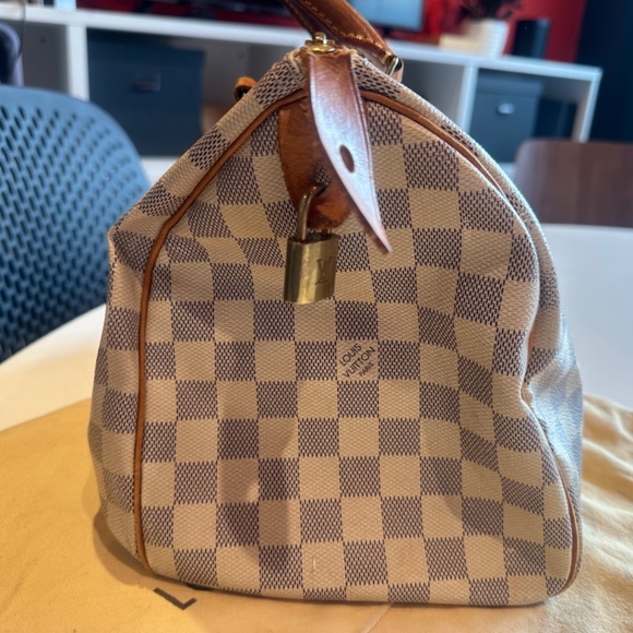 Louis Vuitton Speedy 30 in Damier Azur - Picture 3 of 10